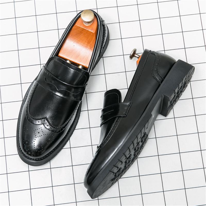 Fashion Retro Penny Loafers New Men's Pointed Leather Brogues Shoes Male Designer Formal Wedding Prom Dress Homecoming Footwear