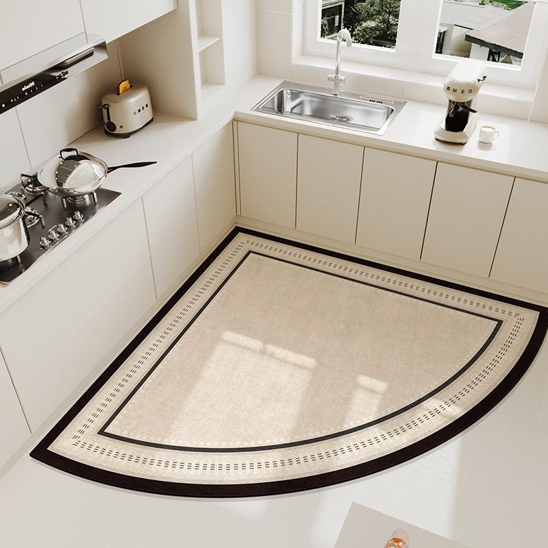 VIKAMA Cream Fan Carpet For The Kitchen Can Be Rubbed, Washable, Oil-Proof Floor Mat Heart-Shaped Non-Slip Mat Home Decoration