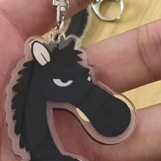 2Pcs Arm-Crossing Horse Keychain Acrylic Bag Charm Pendant Year of Horse 2026 Scratch-Resistant Key Ring Backpacks Accessories