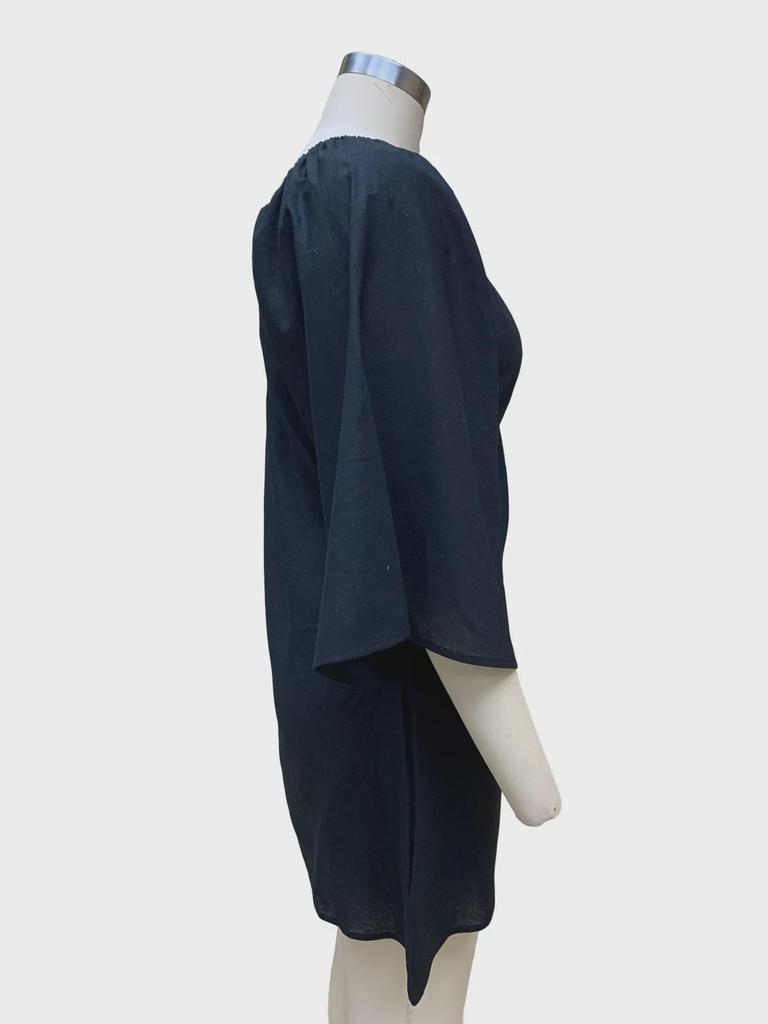 Frühling 2023 Damenmode: Lockeres Schlankheits-Ein-Schulter-Kurzkleid FD1222