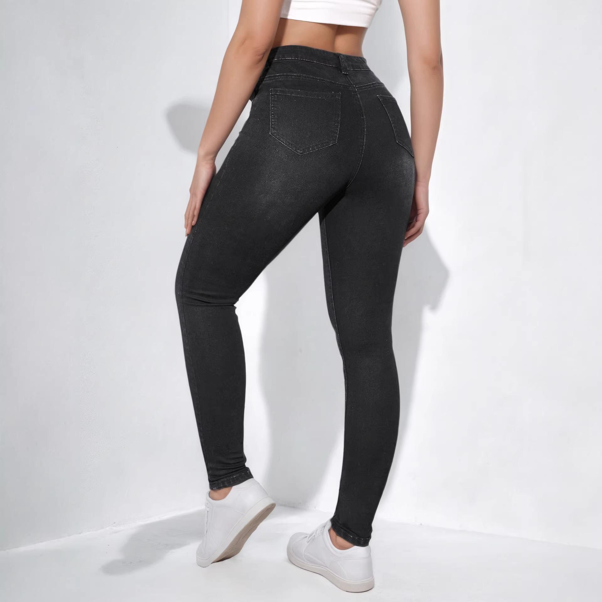 Women’s Black Jeans: Fashionable and Distinctive Women’s Stretch Slim-Fit Skinny Jeans S