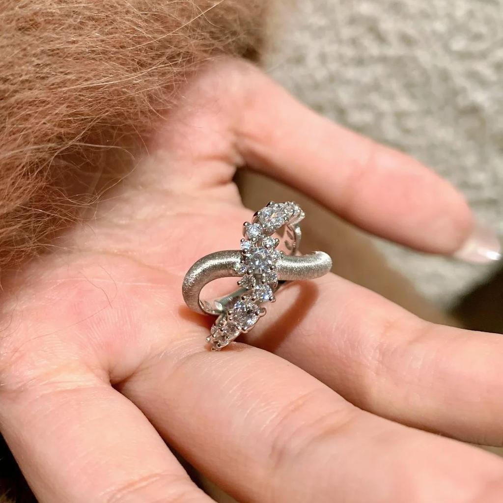 Diamond-Set Fine Glitter Galaxy Dot Diamond Ring Italian Heavy Industry Brushed Irregular Cross Ring Female