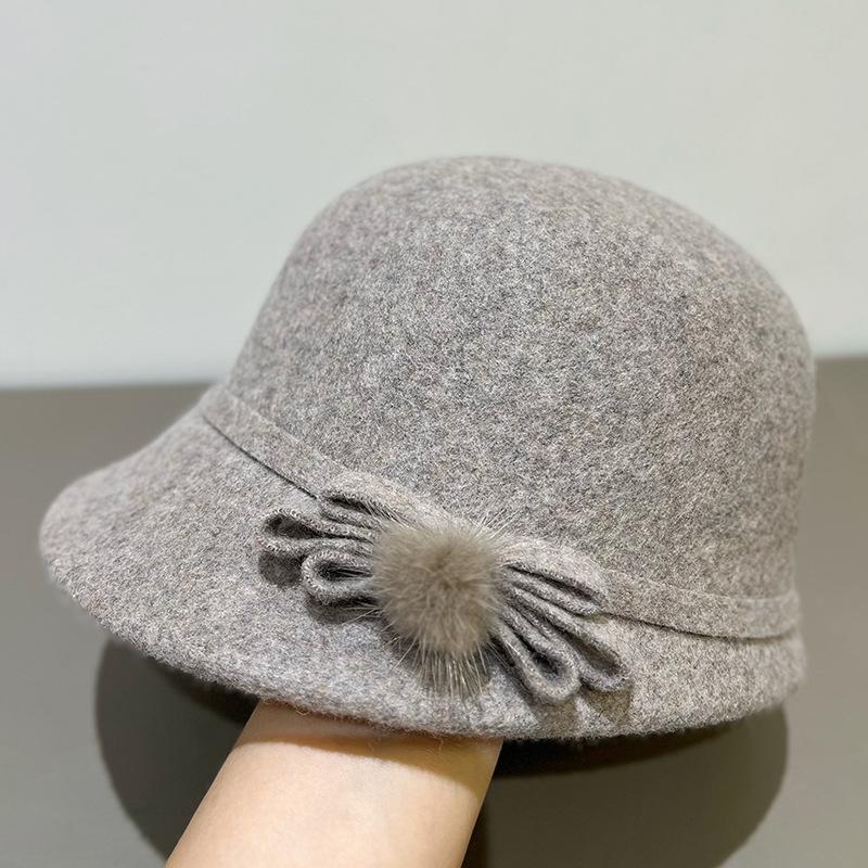 Women'S Wool Fedora Autumn/Winter Korean Style Elegant Bowler Hat With Pom Pom For Facial Slimming, Warmth, And Elegance