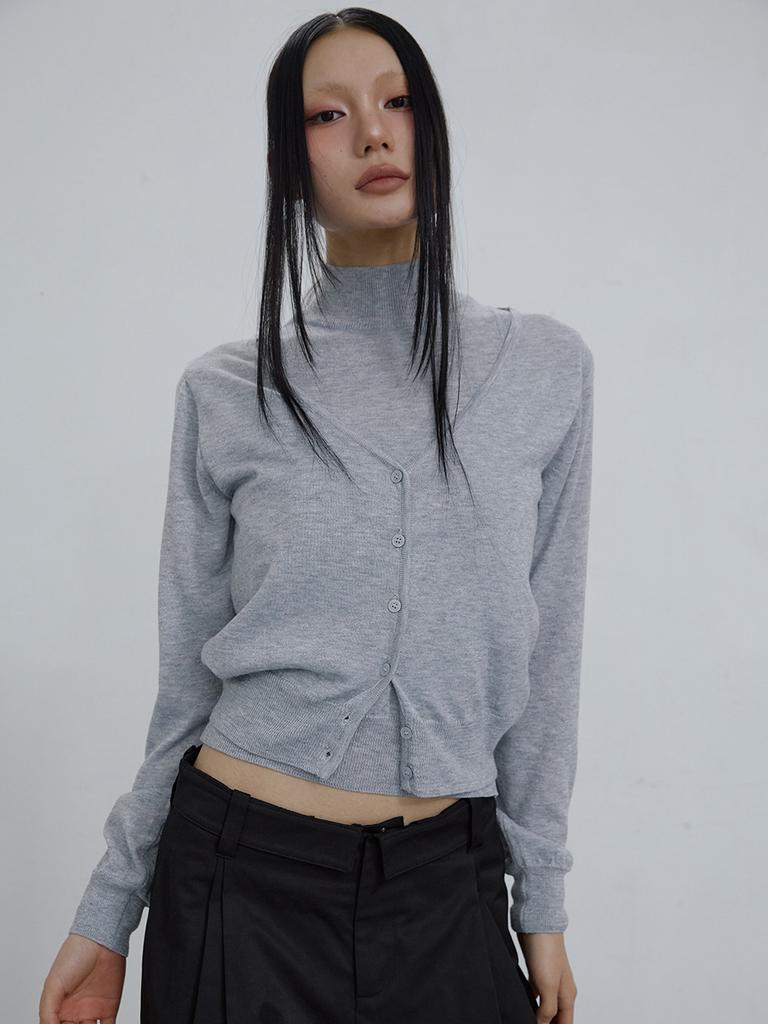Uusoo Metallic V-Neck Cardigan_ Gray