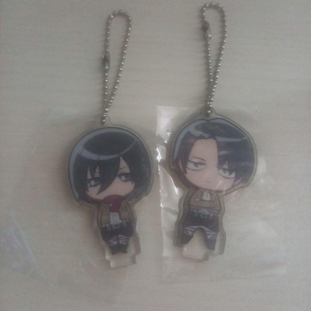 Used Attack on Titan acrylic key chain set of 2