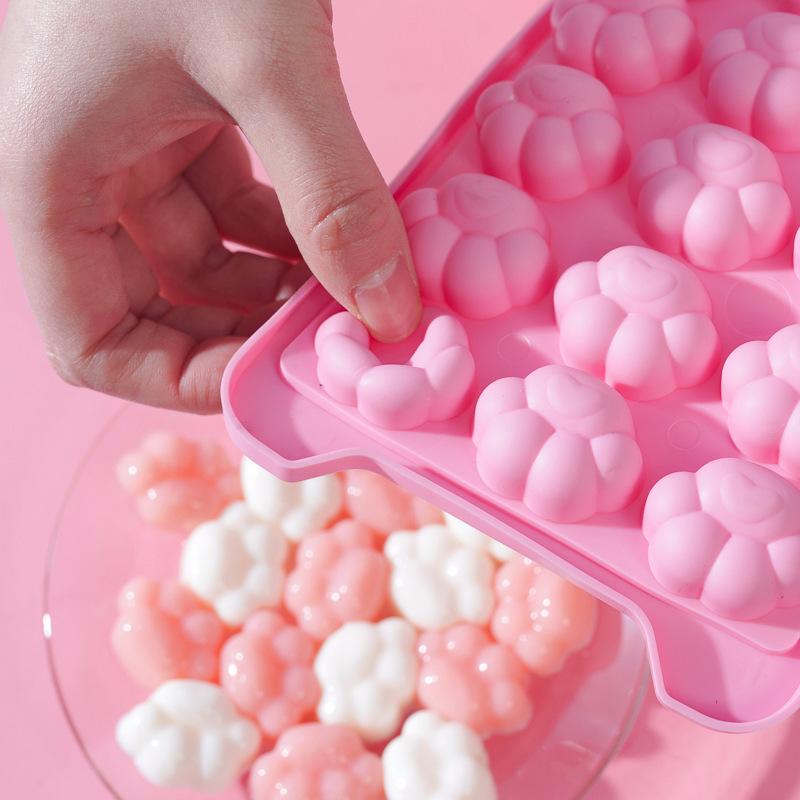 24 Cavities Cute Cat Claw Ice Cube Silicone Mold with Lid Popsicle Chocolate Tray Biscuit Mold Cheese Gift Kitchen Accessories