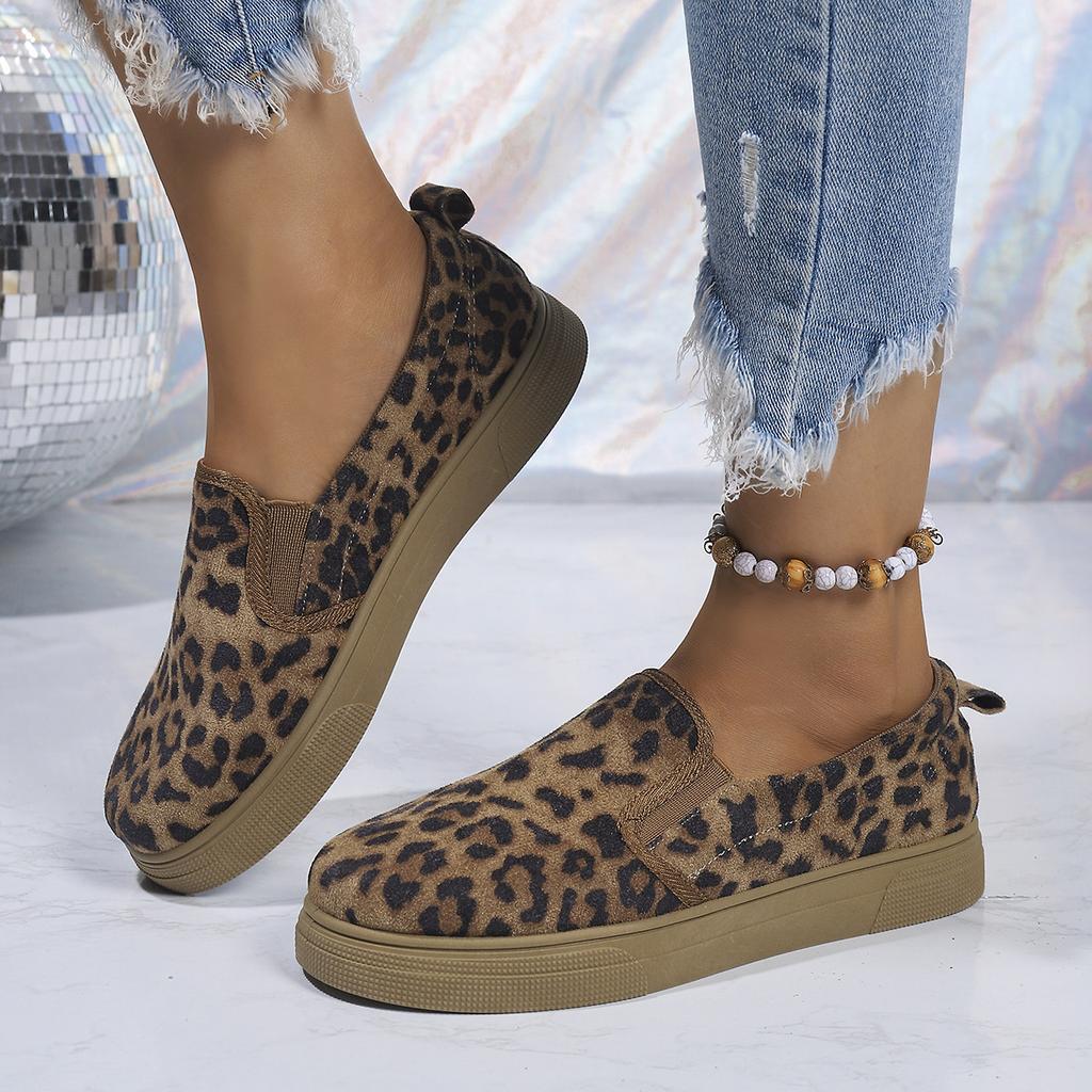 Thick-soled 22 autumn new single shoes casual and comfortable lazy shoes trend
