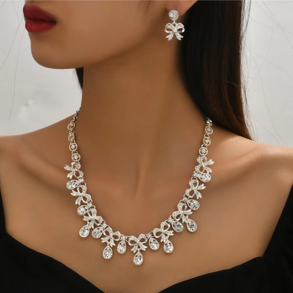 2 pieces Wedding Water Drop Rhinestone Jewelry Set Inlaid Shining Necklace Earrings Set Bow Exquisite Crystal Necklace Set Party