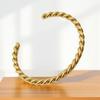Bracelet Ouvert Torsadé en Acier Inoxydable Motif Vague - Forme en C Polyvalente en Acier Titane pour Femmes