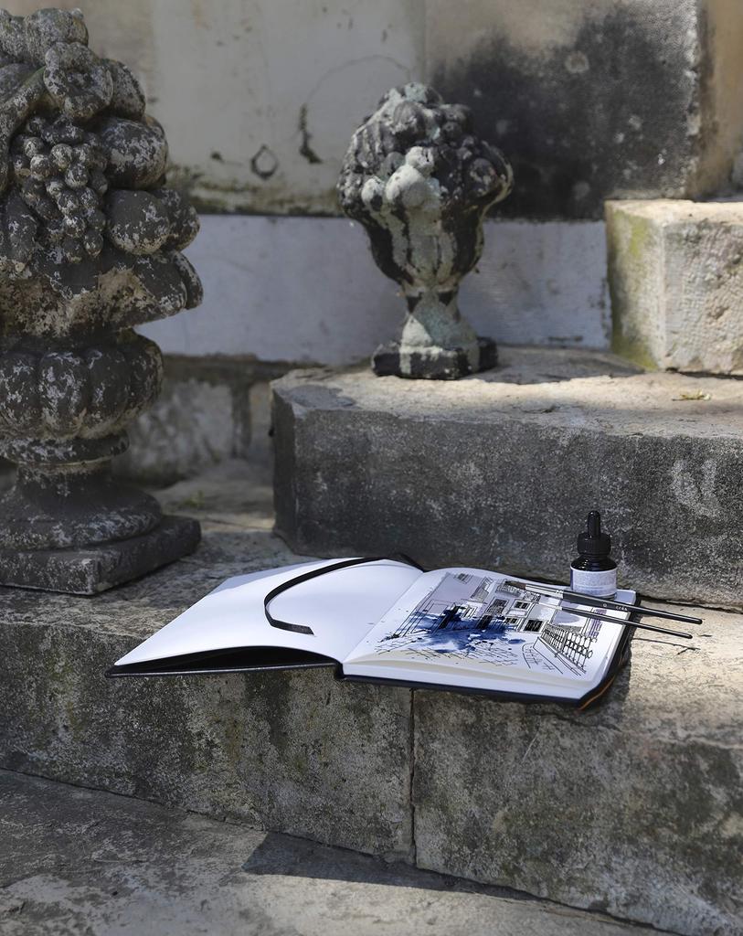 RHODIA Touch Drawing Pen A4 200g Paper 64 RHODIA Touch Cf116128 Sketchbook, Paper, & Ink, Washbook, (White Paper, Plain, Weight, Pages)