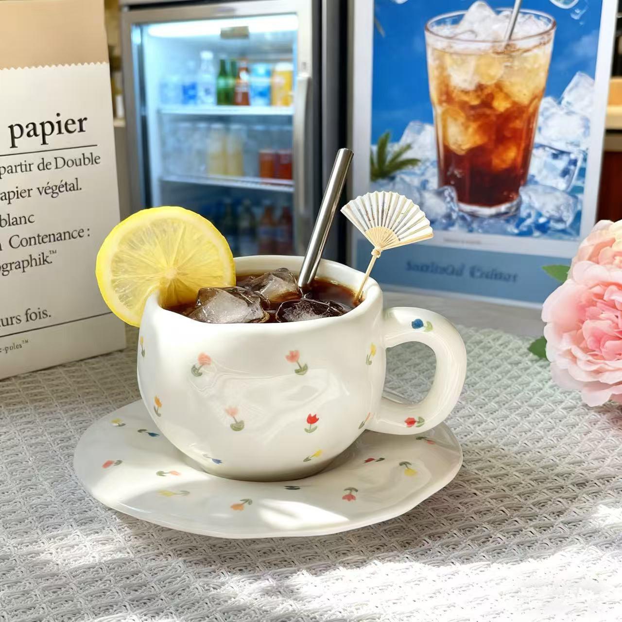 Hand-squeezed hand-painted coffee cup ceramic afternoon tea cup saucer set small floral irregular breakfast milk cup coffee cup saucer