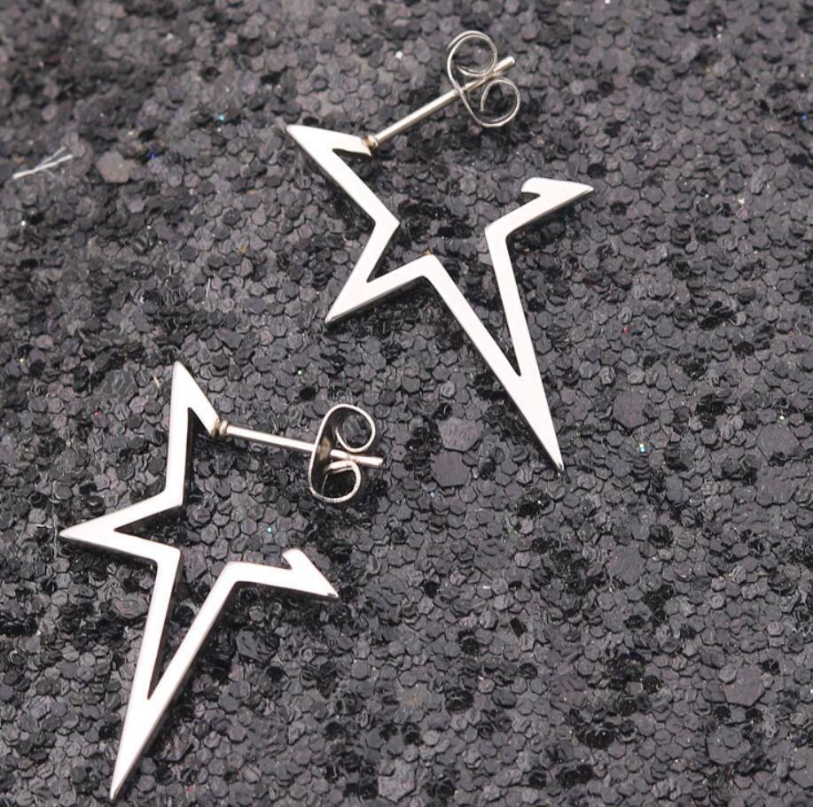 Retro Geometric Minimalist Earrings For Women, Fashionable Pentagonal Star Earrings, Versatile And Stylish Earrings For Daily Use