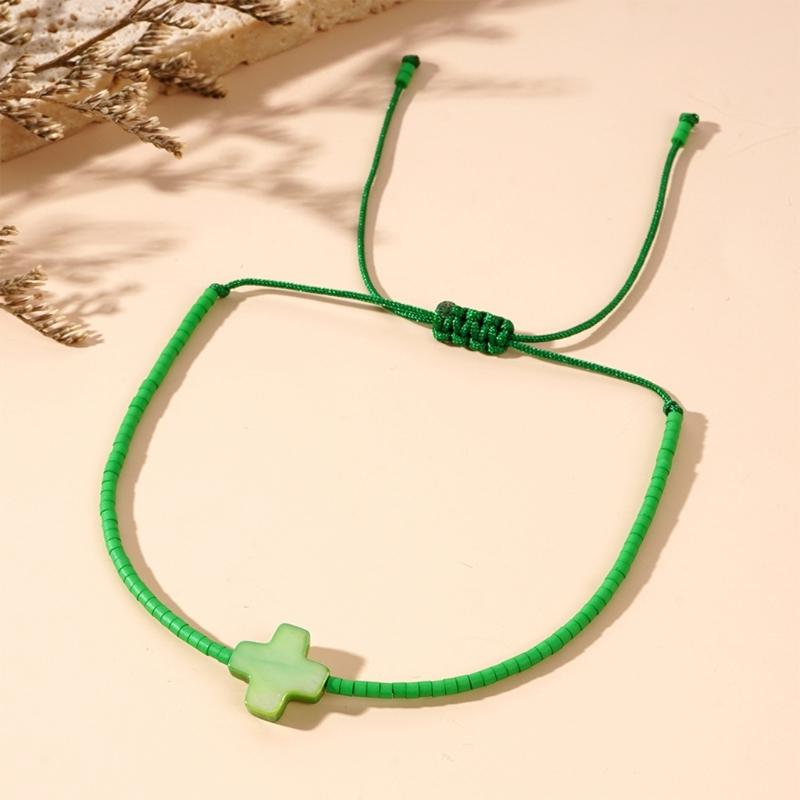 Elegantes handgefertigtes mehrfarbiges Perlenkreuz-Armband Verstellbares Schmuckzubehör für den Alltag Böhmische Stile