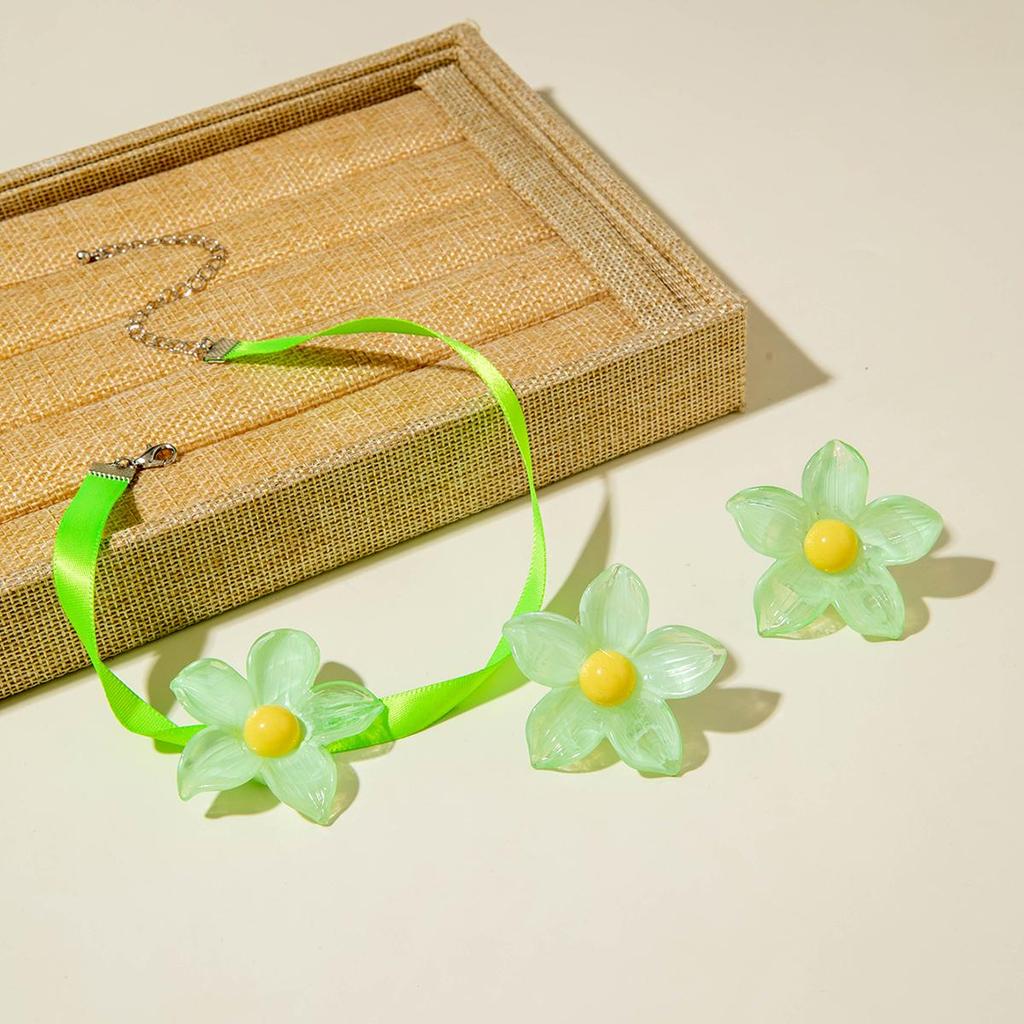 New Early Spring Flower Earnail Women's Fashion Necklace Set, Versatile and Niche Charm Jewelry Set