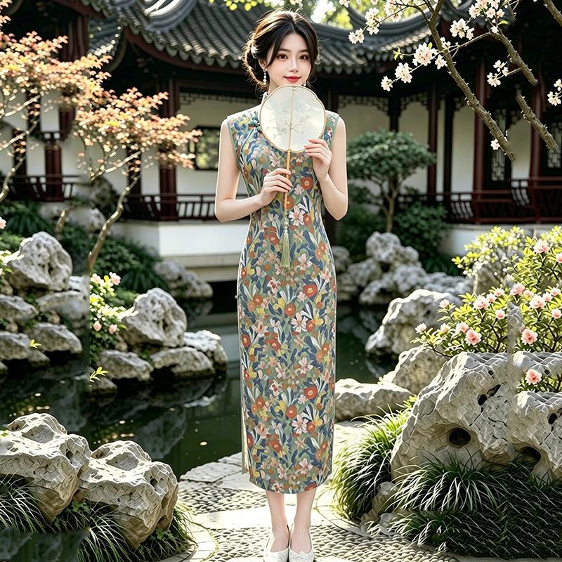 Sleeveless national style, new Chinese Suzhou long cheongsam, improved young 1011 new women's high-end sense, daily wear