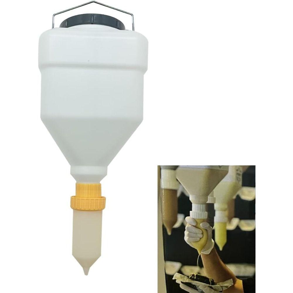 Hanging Design Sauce Squeezer Plastic Squeeze Bottle Enduring Coffee Bottle Dispenser  For Coffee