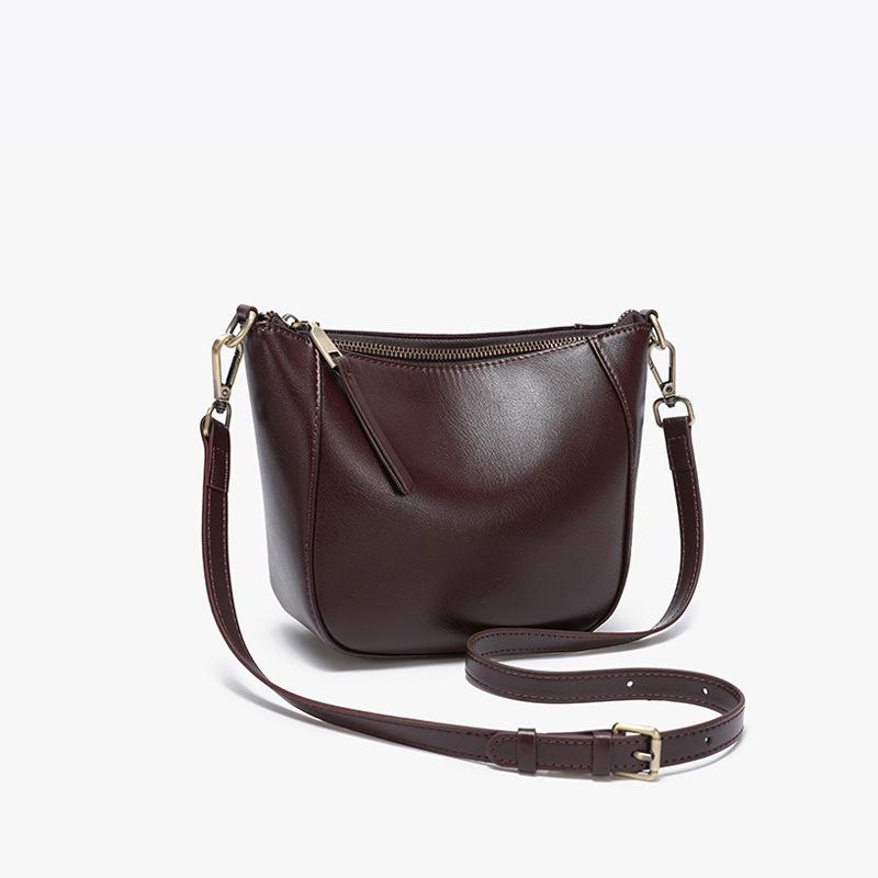 Genuine Leather Women's Small Handbag 2025: Autumn/Winter Coin Purse Versatile Fashion Shoulder Crossbody Bag
