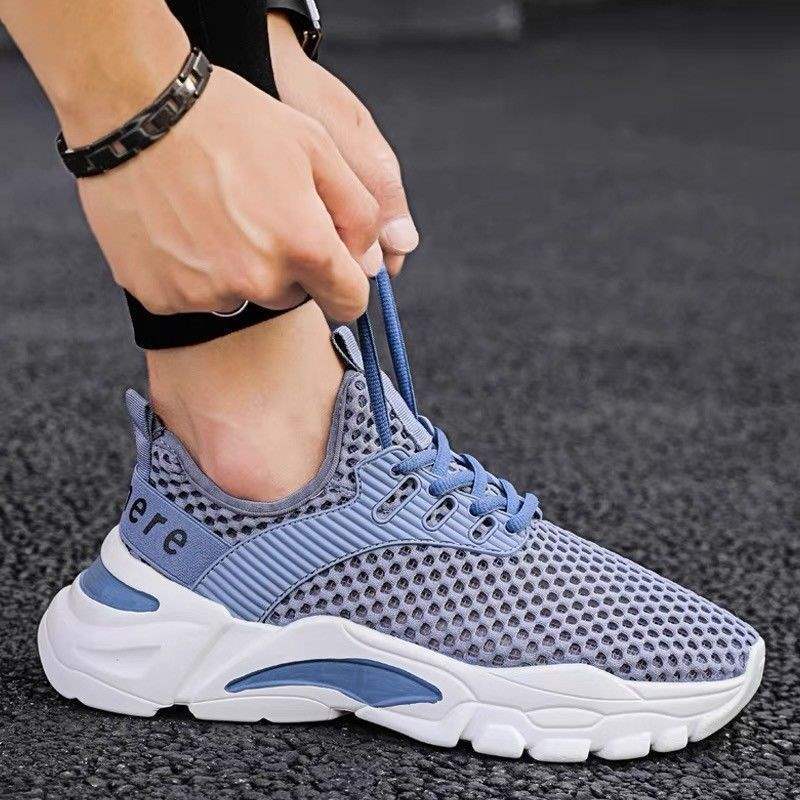 Boys shoes autumn 2025 new children's sports shoes boys classmates junior high school students board shoes autumn children