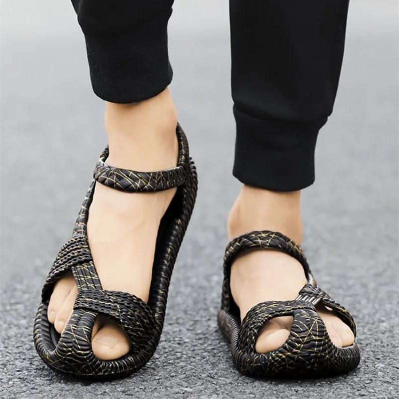 Fashion Ultralight Male Shoe with Platform Height Buy Cheap Liquidation Color Summer 2025 New Arrival Sale Luxury Designer Men's Sandal