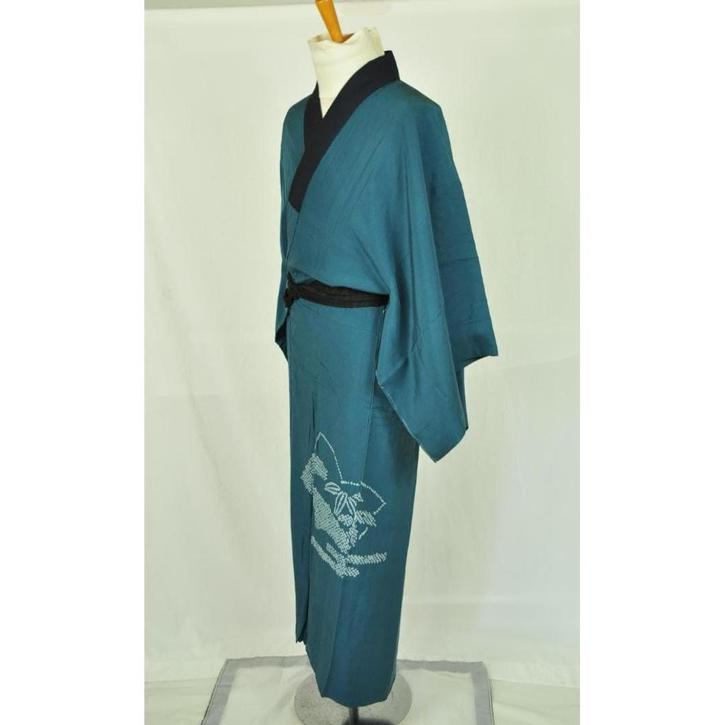 Used Men's kimono, undergarment, pure silk, closet color, booklet text, landscape painting, shibori pique pattern, retro