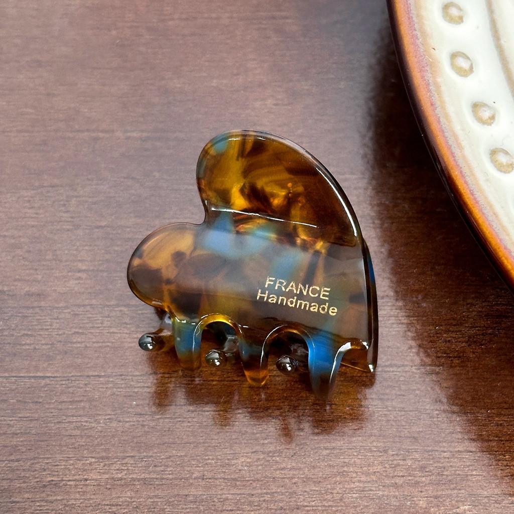Small Korean Highquality Heart Hair Claw Clip With Unique Patterns For Everyday Wear