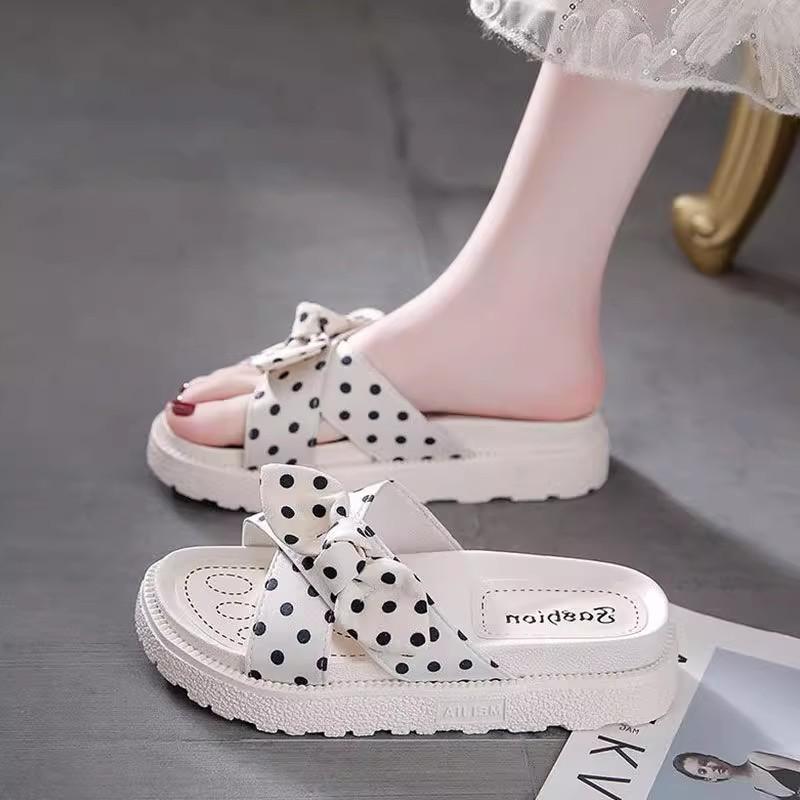 

Internet celebrity cool slippers fairy summer wear ins tide 2025 new fashion out niche platform beach shoes 40