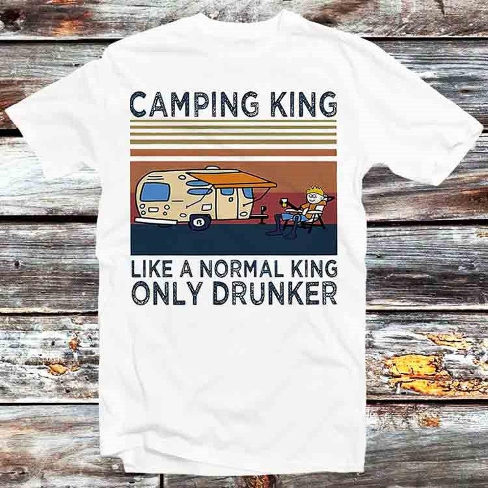 

Футболка из 100% хлопка плотностью 230 г/м2 с надписью «King Camping Like A Normal King Only Drunker» с надписью «Vintage Retro Cool Gift Unisex Cartoon Anime Manga Top Tee» B1276 XS белый