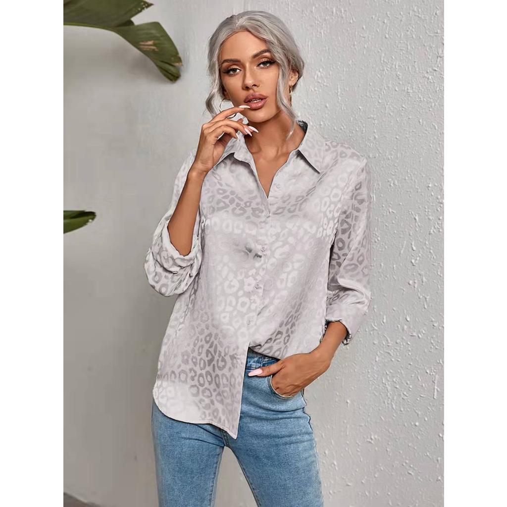 Women's Long Sleeve Lapel Button-up Leopard Jacquard Blouse Elegant Commute Shirt for Leisure