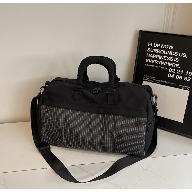 New Fitness Bag with Large Capacity Dry Wet Separation Sports Bag, Outdoor Leisure Independent Shoe Compartment Travel Bag