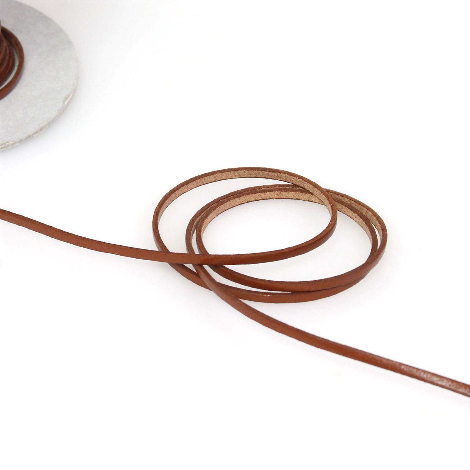 

Nippon Chuko Натуральная кожа Растительного дубления Ширина 3 мм x 5 м 3 шт. для рукоделия и кожевенного дела Лента, Резка, Цвет. Коричневый, MTLS1003-3-5M,