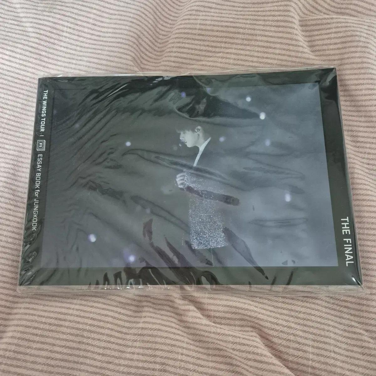 

Bts Bts Wingpakon Photo Essay Book Jungkok