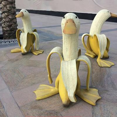 Kaczka bananowa kreatywna dekoracja ogrodowa rzeźby Yard Vintage ogrodnictwo sztuka dekoracyjna kapryśna obrana kaczka bananowa domowe posągi rzemiosło