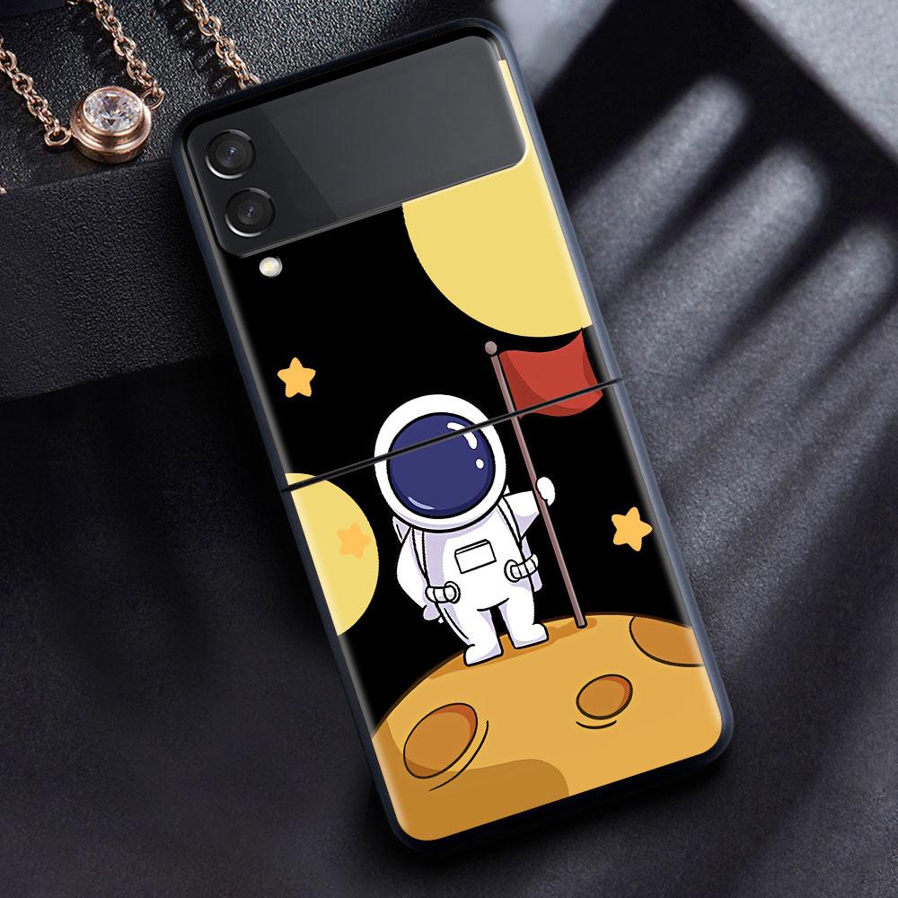 Case For Samsung Galaxy Z Flip 3 4 5G Black Hard PC Phone Housing Z flip4 Luxury Segmented Cover Cute Astronaut