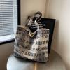 College Students Commute To Class Large Capacity Tote Bag Ladies Trendy Cool Printed Canvas Bag Canvas Bag
