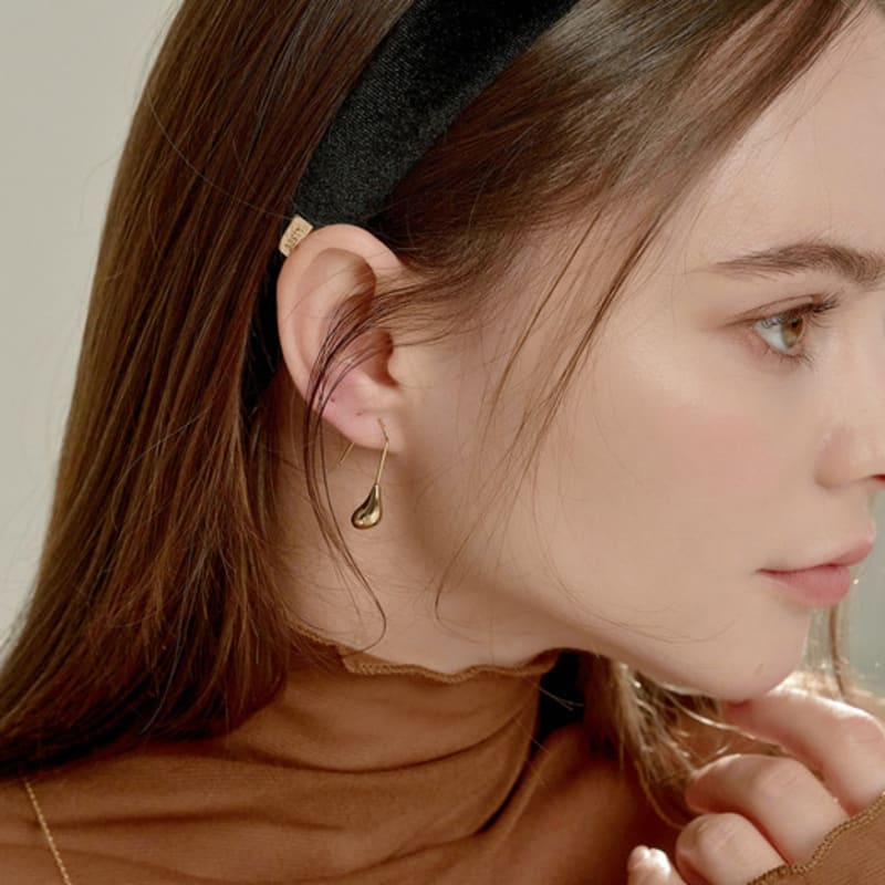 BESTY [18k Gold Nickel-Free] Eternal Serenity Earrings