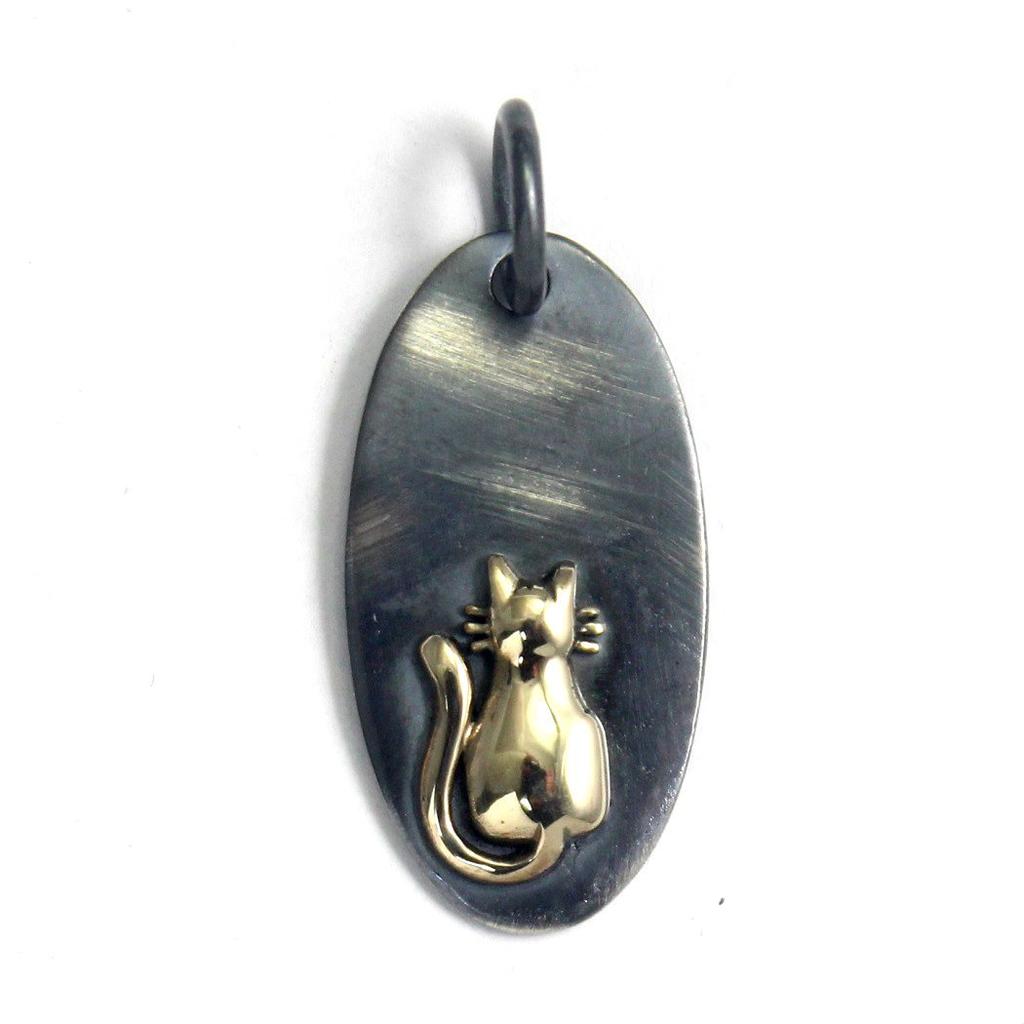 [goodvibrations] Good Vibrations Cat Pendant Silver
