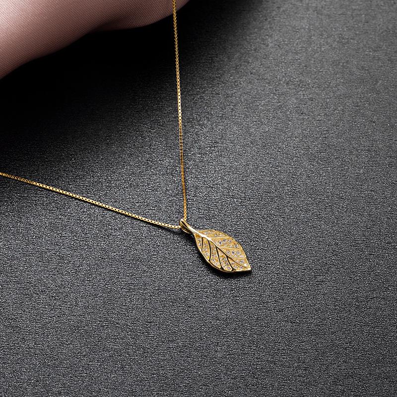 Banyan Tree Silver Forest Series Micro-Diamond Leaf Necklace for Women
