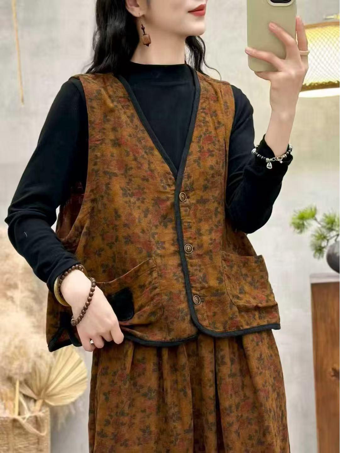 2026 Spring Retro Korean Style Women s Casual Set: Vest + Harem Pants, Loose Jacquard Cotton Yarn One Size