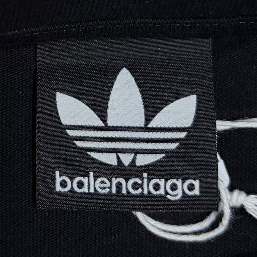BALENCIAGA Men's Size 1 Adidas collaboration long-sleeved T-Shirt Black Model 728789