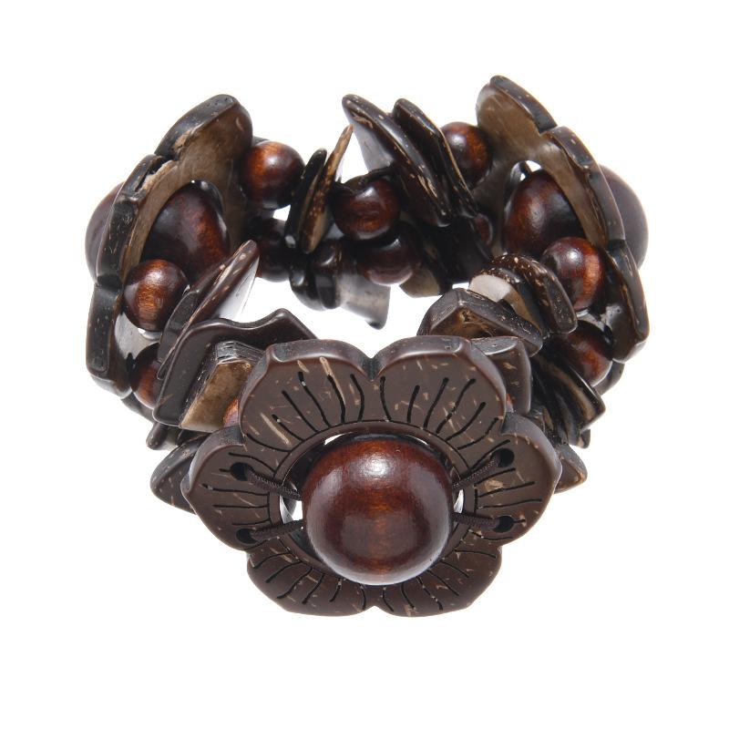 Female Bohemian Retro Coconut Shell Bracelet with Ethnic Style Beaded Charm Bracelet