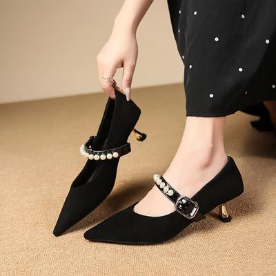 Mode Dames Mode Slanke Hoge Hak Schoenen Herfst Nieuw Puntige Neus Lage Opening Kralen Metaal Eén Riem Gesp Lage Schoenen