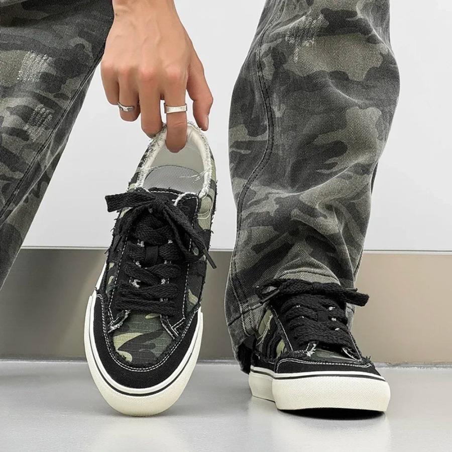 Men's Skateboard Shoes Vintage Fashion Casual Comfortable Suede Vulcanized Shoes for Men Original Classic Designer Sneakers Men