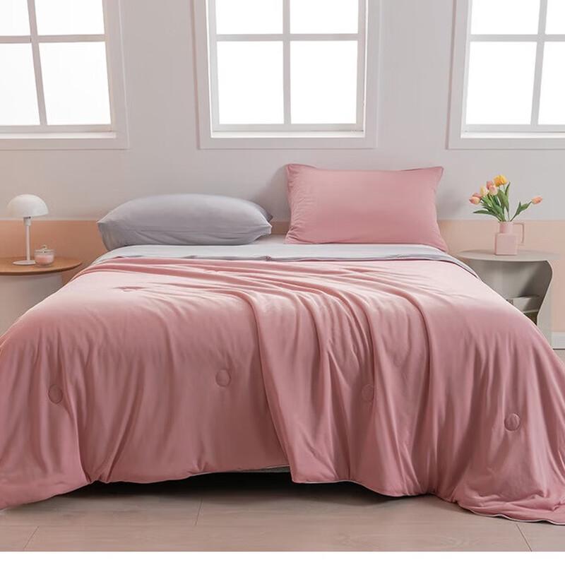 

Two-Tone Nylon Cool-Touch Washable Summer Quilt