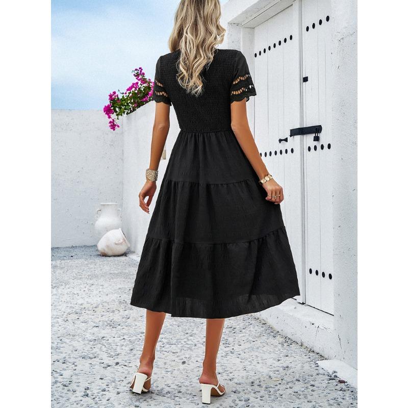 Women's Spring and Summer Temperament Solid Color Short-sleeved Hollowed Out Dresses