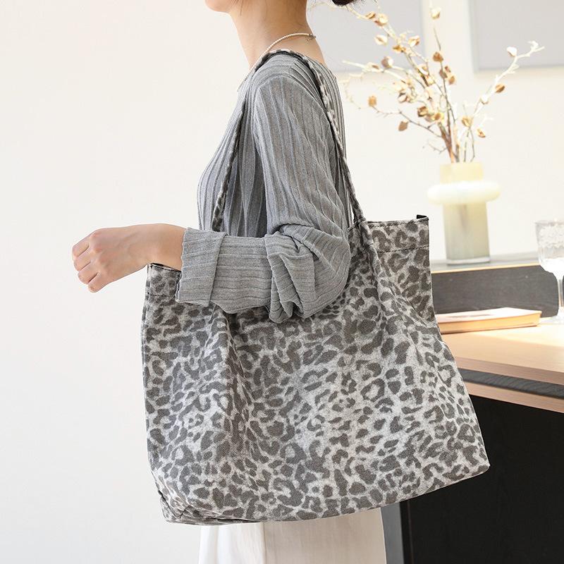 Korean Version of Casual Literary Tote Bag Ins Fashion Contrasting Color Handbag Retro Leopard Print Shoulder Women's Bag