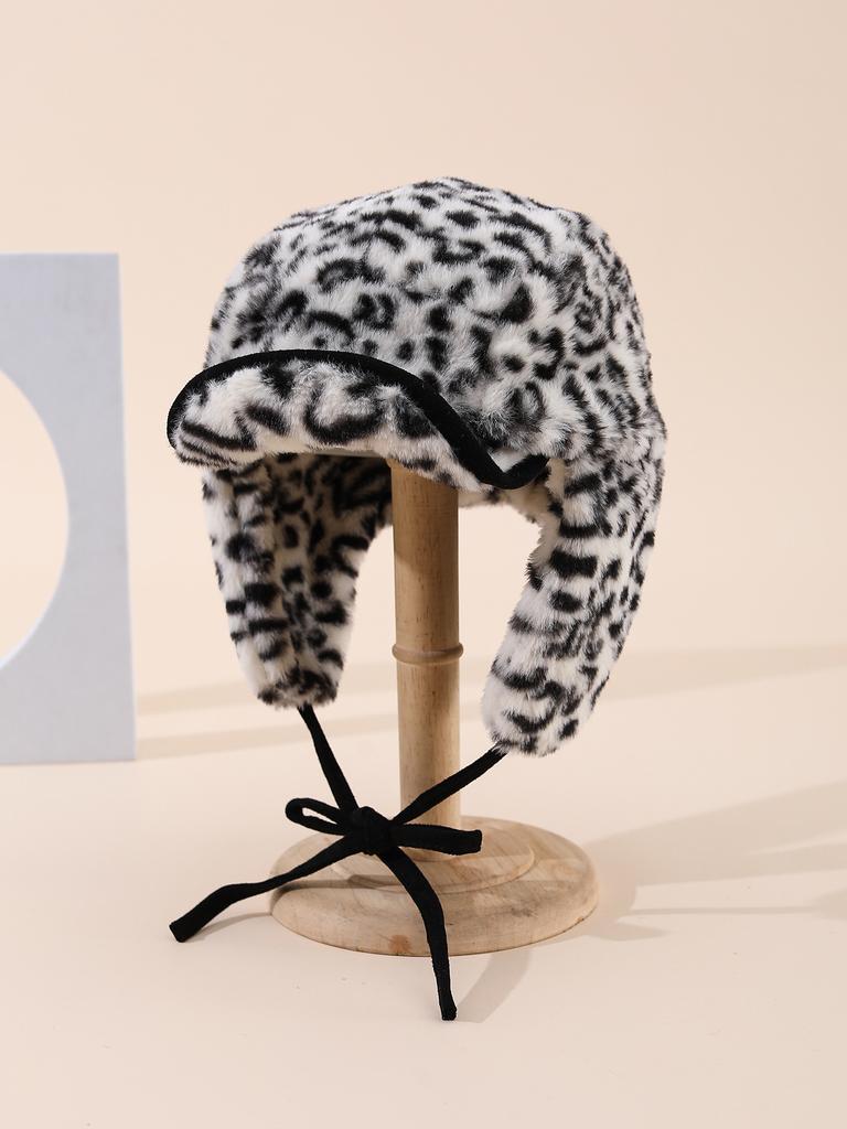 Winter Hats Woman Leopard Print Faux Fur Earflap Hat Beanie Cold Proof Warm Women Bomber Hat Female Ear Protection Cap