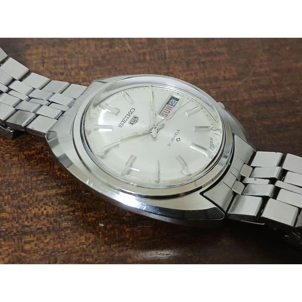 Used 1967 Working SEIKO 5 21 Jewels Automatic Made in Japan Vintage