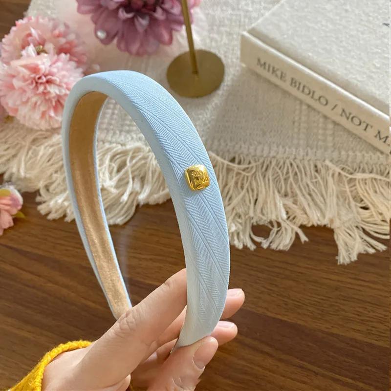 

Весна Новый Ободок-Губка для Женщин Элегантная Золотая Этикетка Синий Широкий Ободок для Волос Модная Девушка Умывание Лица Обруч для Волос