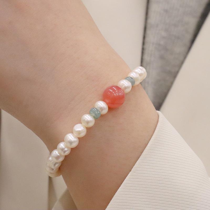 Elegant  Pearl Bracelet for Women, Fashion Round Bead Design Pendant Peal Bangle, Strawberry Crystal Bracelet