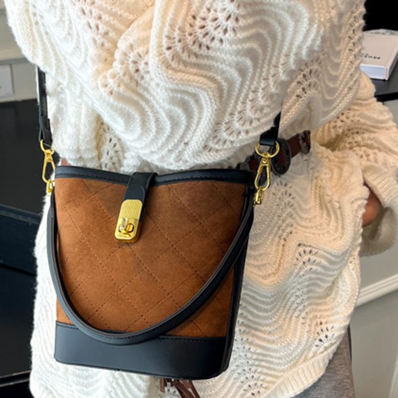 Fashionable Handbag Retro Bucket Bag Simple Shoulder Bag Trendy and Fashionable Crossbody Bag